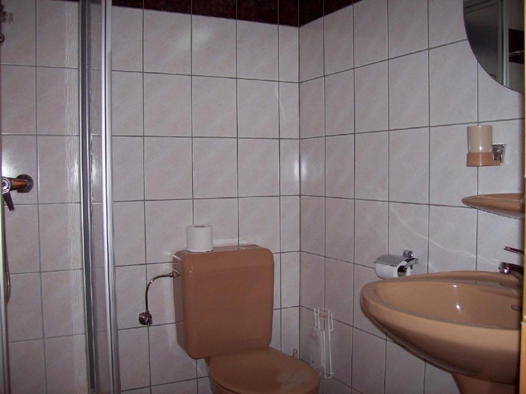 Hotel Dreilaenderblick Урен Номер фото
